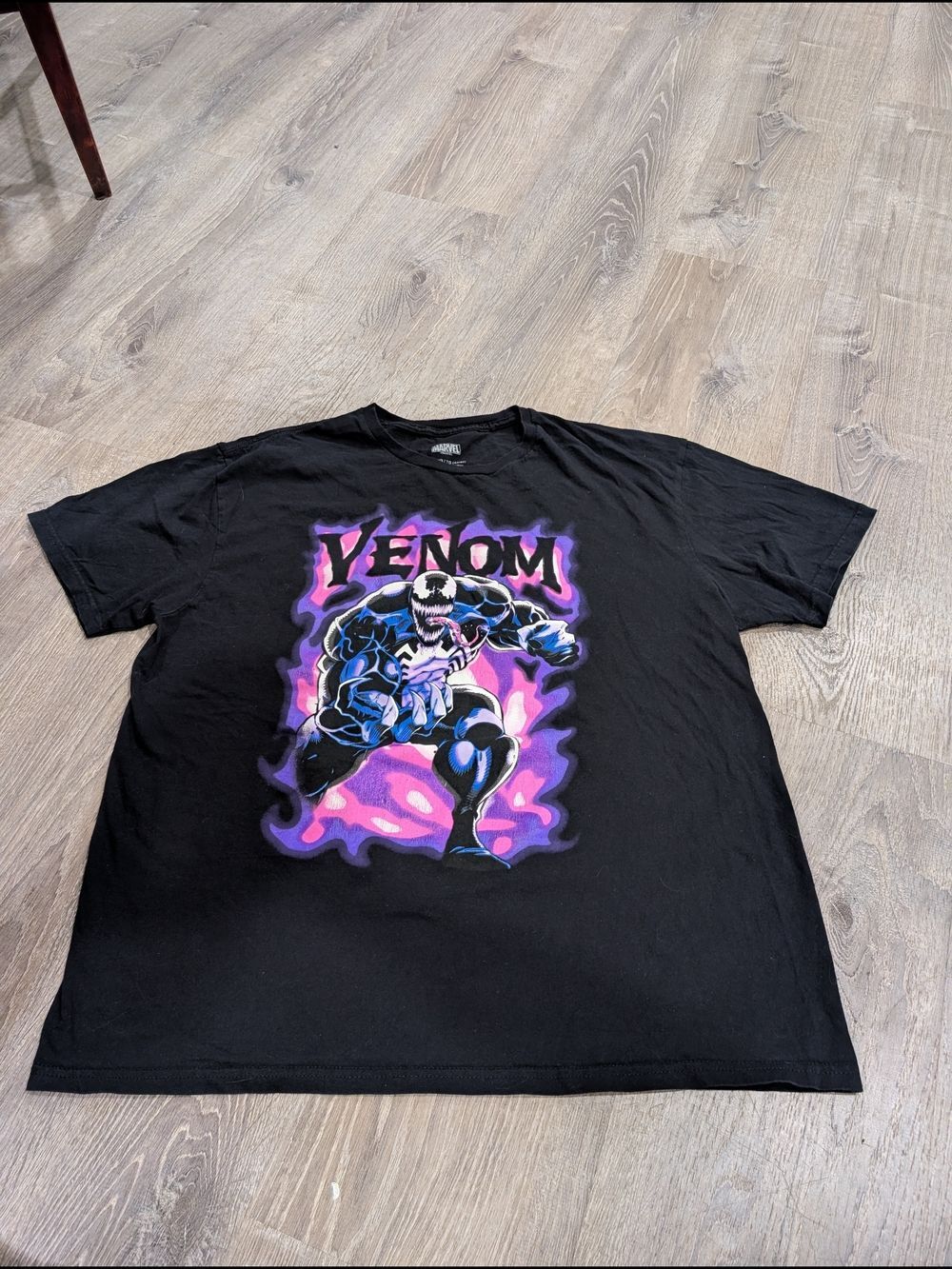 Marvel Venom Neon Purple Flame Comic Graphic T-Shirt Black XL